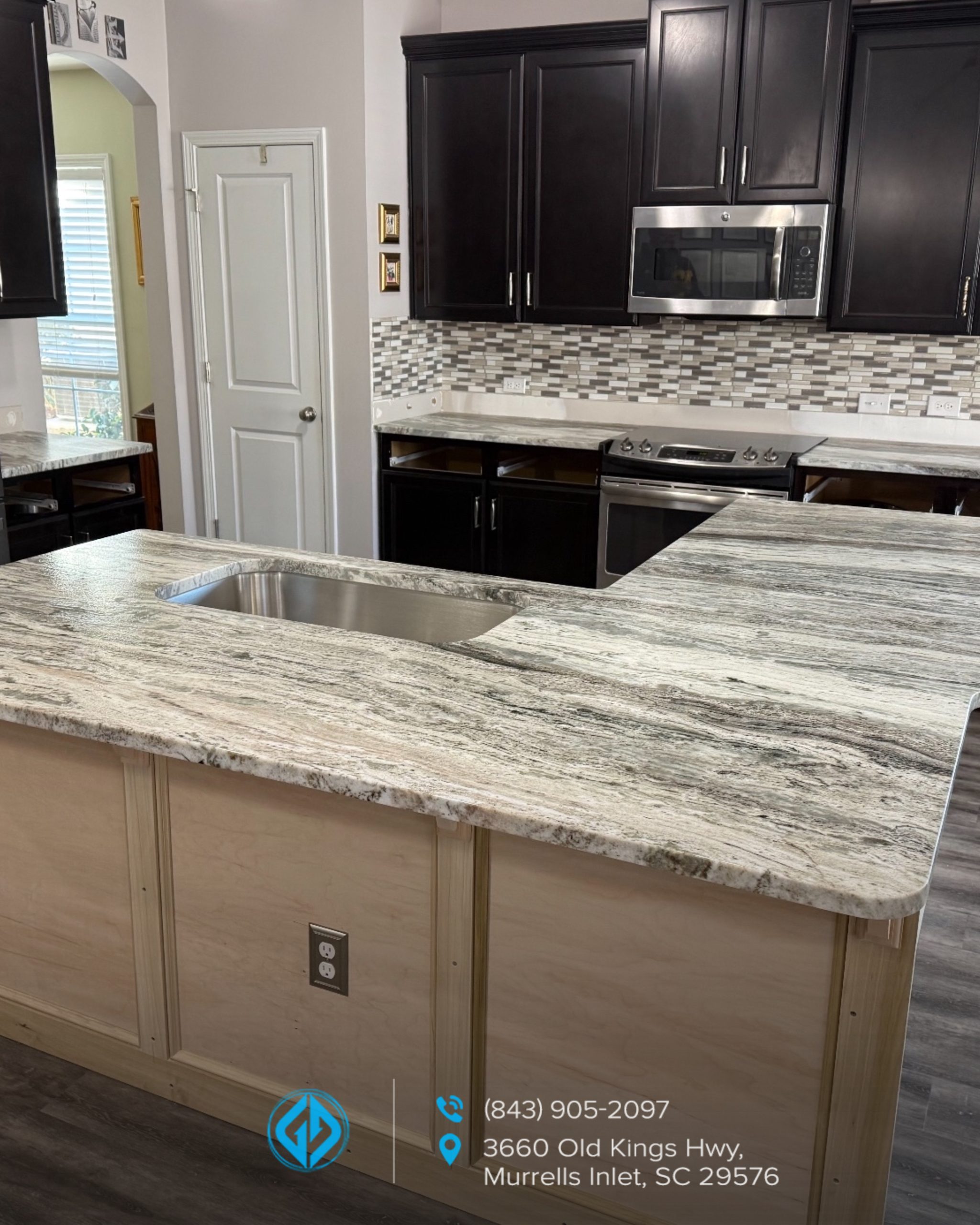 How Kitchen Countertops Affect Cooking, Cleaning, and Gathering