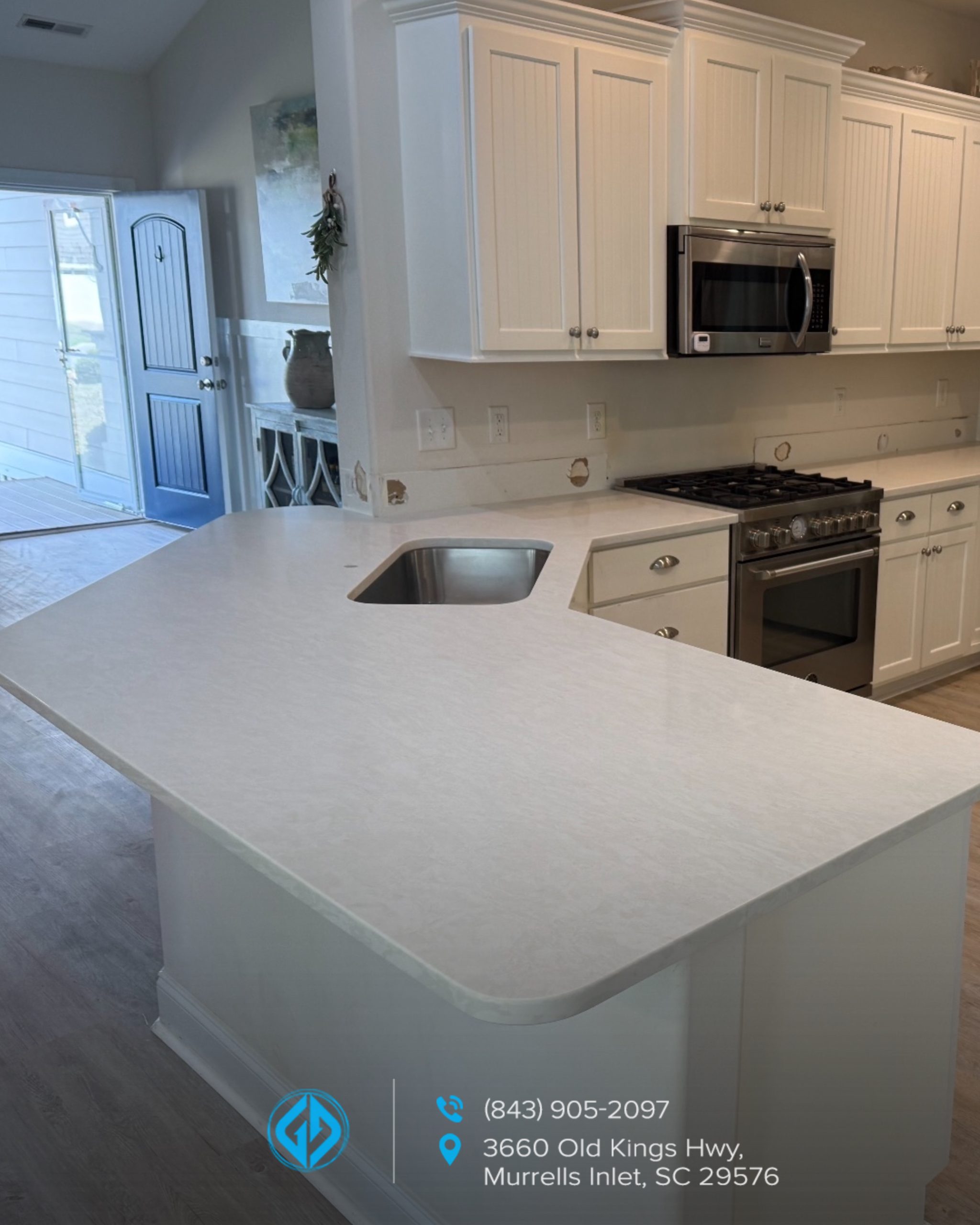 How Quartz Brings Calm, Order, and Style to a Kitchen