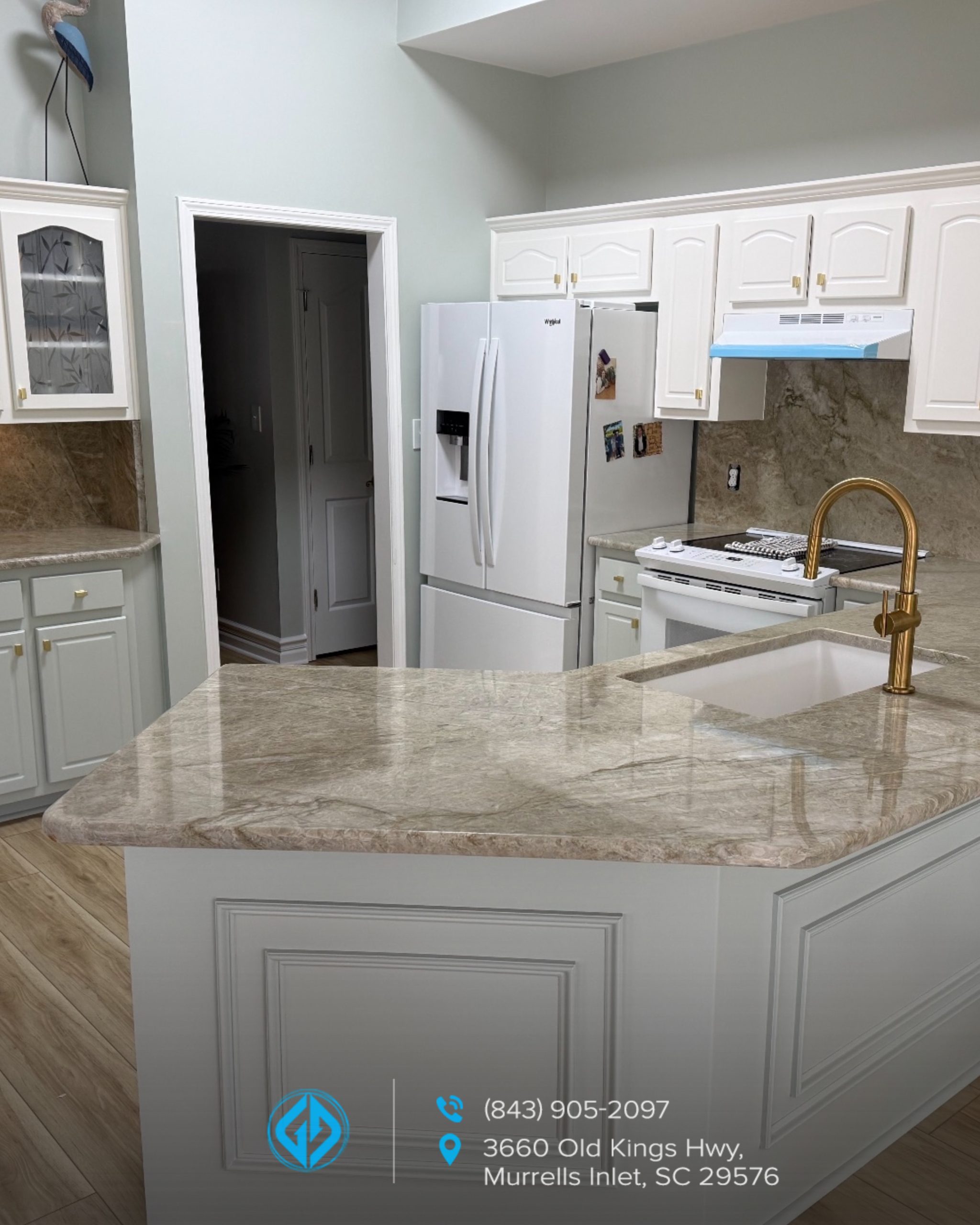Are Glossy Countertops a Bad Idea for a Busy Kitchen?