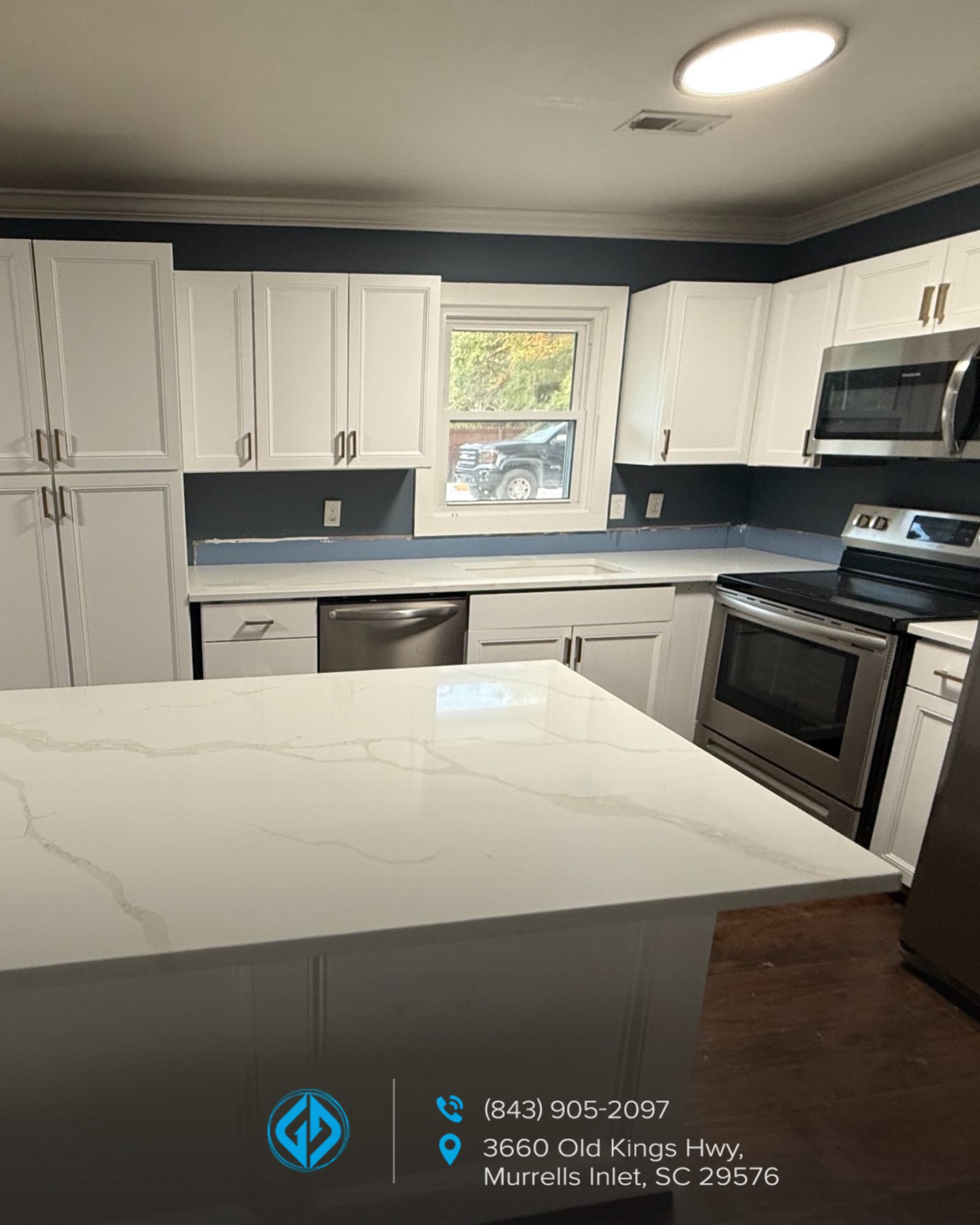 What Countertop Finish Is Best for Hiding Fingerprints?